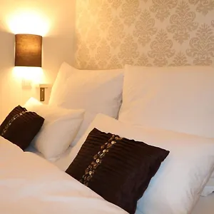  Appartement List Five - Your British Duitsland